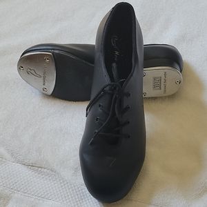 Women's Student Oxford Jazz Tap Shoes. Like New
